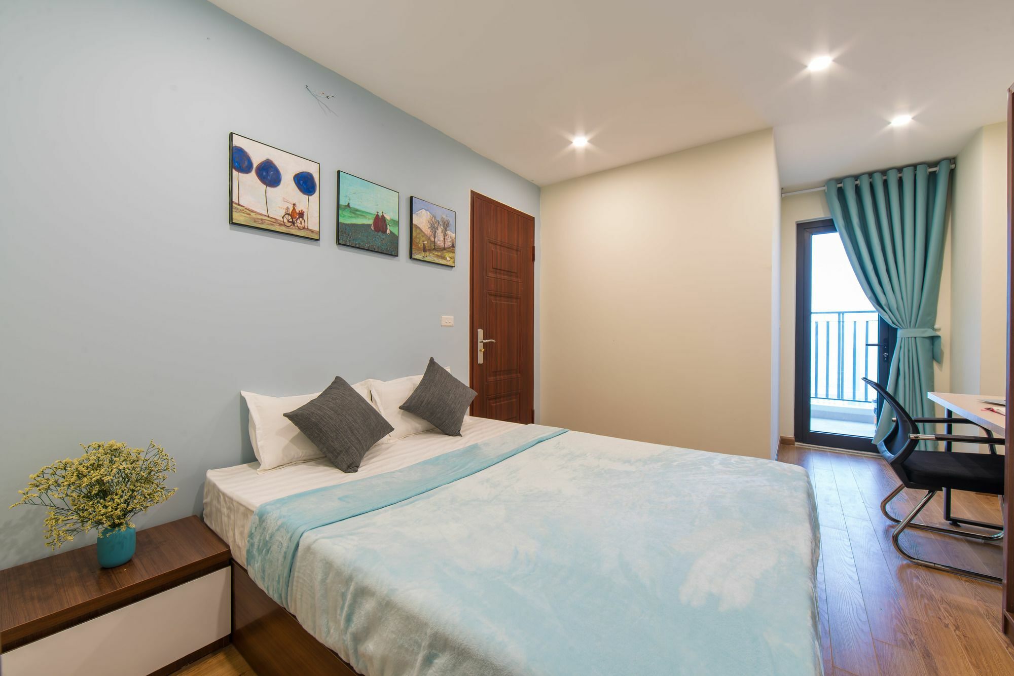 2 Bedroom Modern - View *